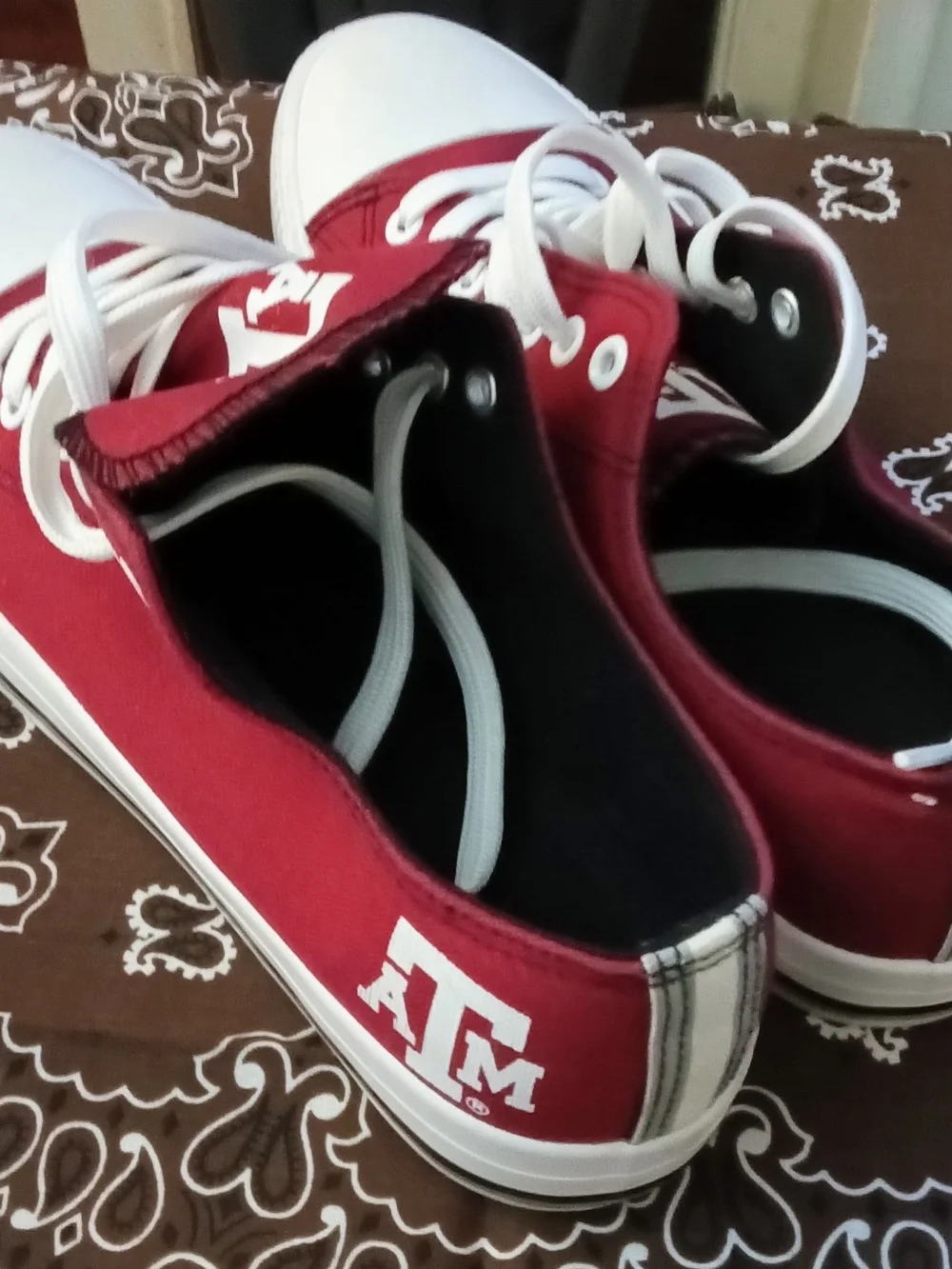 Texas A&M Maroon Canvas Men's (Unisex) Sneakers with White Trim